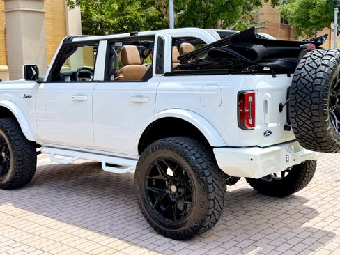 Used 2026 Ford Bronco Outer Banks AWD/4WD image 11