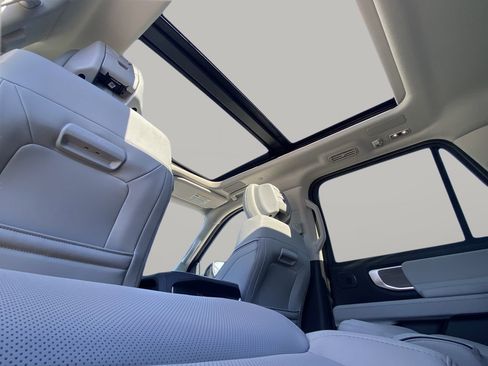 New 2026 Ford Expedition Max Platinum w/ Platinum Ultimate Package image 15