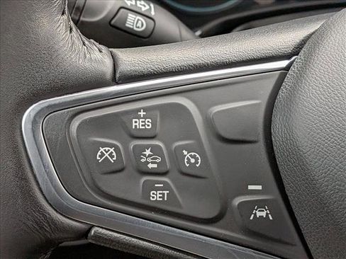 Used 2022 Chevrolet Equinox LT image 16