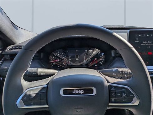 Used 2026 Jeep Compass Latitude w/ Quick Order Package 29K image 29