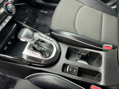 Used 2023 Kia Forte GT-Line w/ GT-Line Technology Package image 44