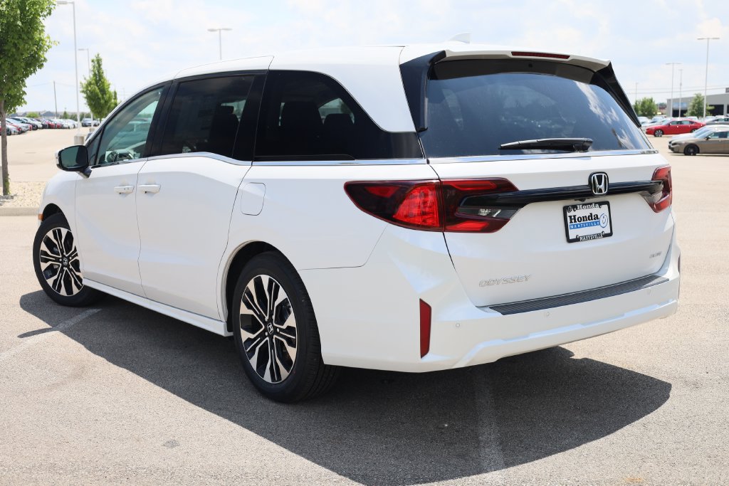 New 2027 Honda Odyssey Elite image 4
