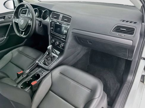 Used 2020 Volkswagen Golf 4-Door FWD image 15