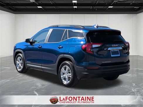 Certified 2023 GMC Terrain SLE w/ Driver Convenience Package image 6