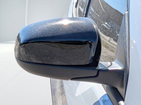 New 2026 Jeep Compass Latitude image 11