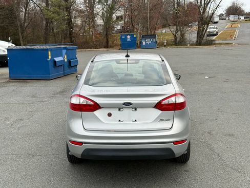Used 2017 Ford Fiesta S image 8