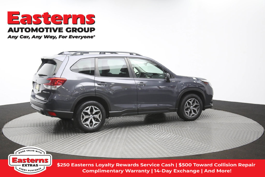 Used 2022 Subaru Forester Premium AWD/4WD image 47
