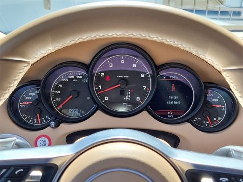 Used 2016 Porsche Cayenne image 13