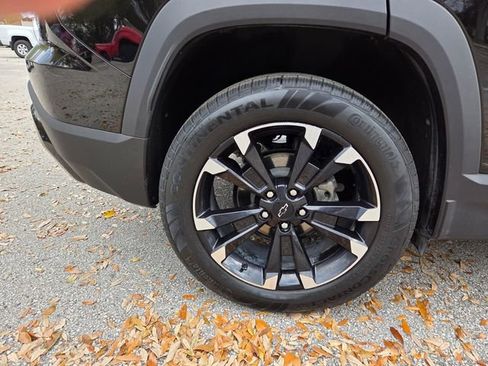 Certified 2025 Chevrolet Equinox RS w/ Safety and Technology Package image 24