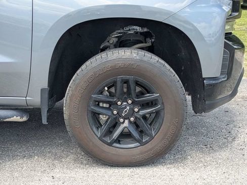 Used 2020 Chevrolet Silverado 1500 LT Trail Boss AWD/4WD image 12