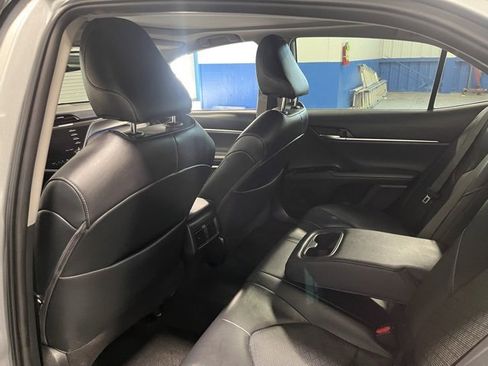Used 2019 Toyota Camry XSE image 17