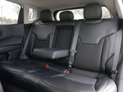 Used 2019 Jeep Compass Altitude image 8