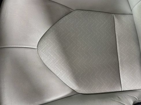 Certified 2021 Toyota Camry XLE w/ Cold Weather Package FWD image 19