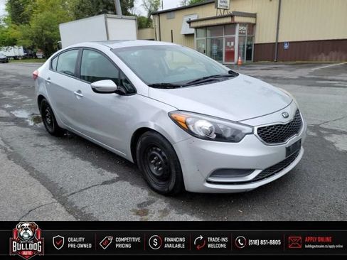 Used 2015 Kia Forte LX FWD image 3