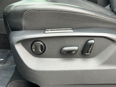 Used 2018 Volkswagen Atlas SEL AWD/4WD image 14