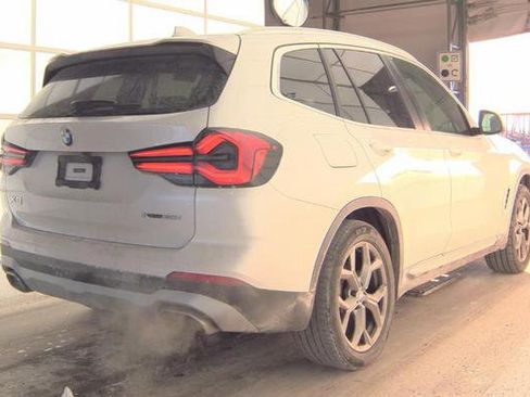 Used 2024 BMW X3 xDrive30i image 3