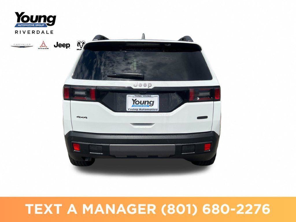 New 2026 Jeep Cherokee Overland w/ Trailer Tow Group AWD/4WD image 4