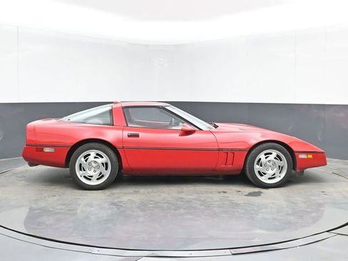 Used 1990 Chevrolet Corvette Coupe RWD image 11