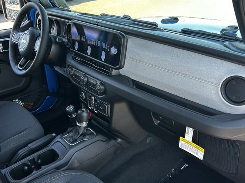 New 2026 Jeep Wrangler Sport S image 9