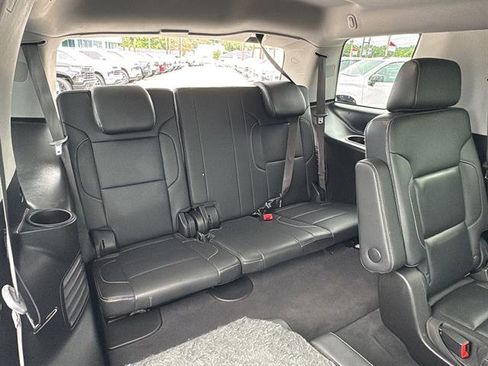 Used 2019 GMC Yukon SLT AWD/4WD image 16