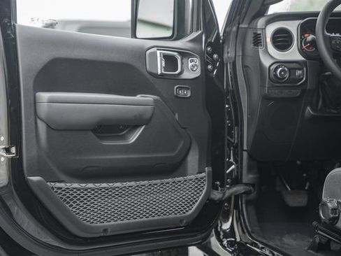 New 2026 Jeep Wrangler Sport S image 41