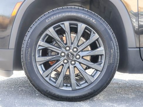 Used 2023 Chevrolet Traverse RS w/ LPO, Floor Liner Package image 16