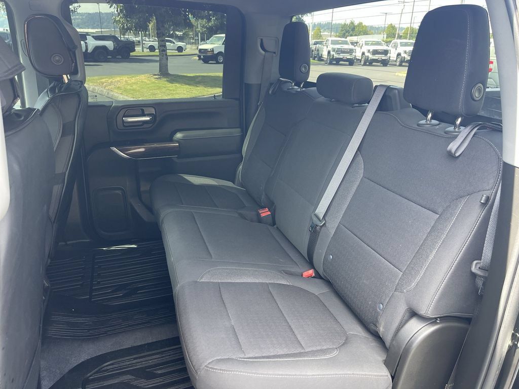 Used 2022 GMC Sierra 3500 SLE w/ SLE Value Package AWD/4WD image 23