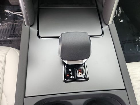 Certified 2025 Land Rover Discovery Sport S image 16