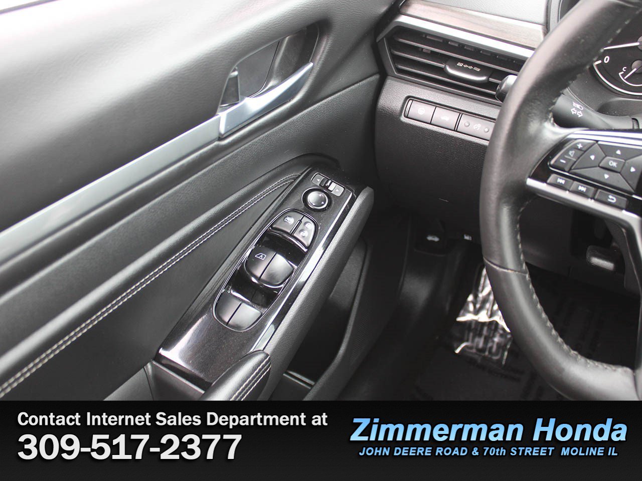 Used 2023 Nissan Altima 2.5 SV w/ SV Premium Package AWD/4WD image 14