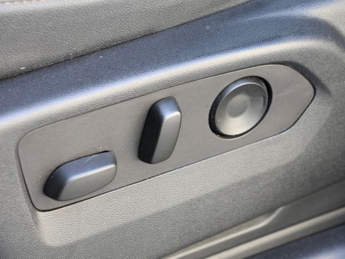 Used 2022 Chevrolet Tahoe High Country image 35