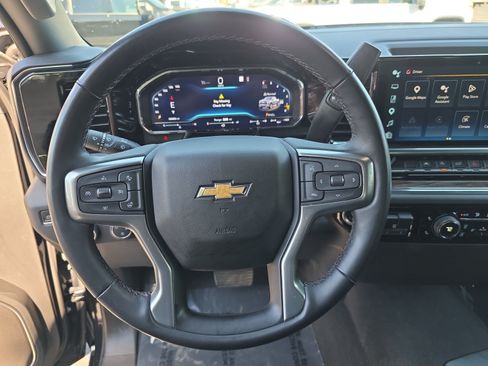 Used 2023 Chevrolet Silverado 1500 LT AWD/4WD image 13