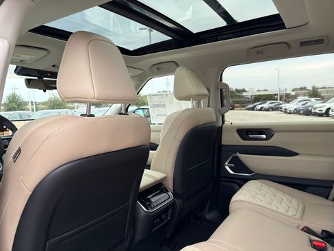 New 2026 Nissan Armada Platinum RWD image 20