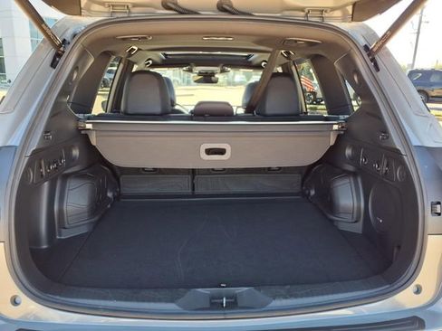 Certified 2025 Subaru Forester Limited AWD/4WD image 9