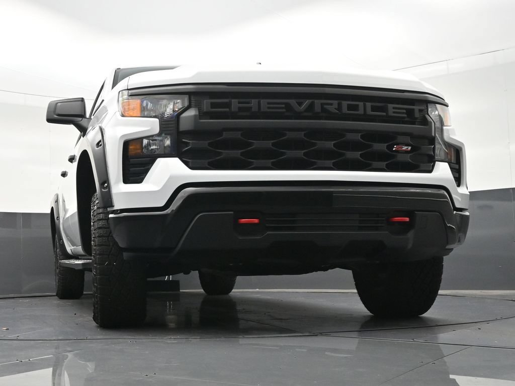 Used 2024 Chevrolet Silverado 1500 Custom Trail Boss AWD/4WD image 29