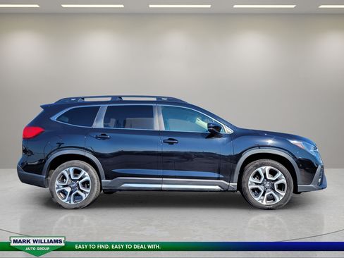 Used 2024 Subaru Ascent Limited AWD/4WD image 2