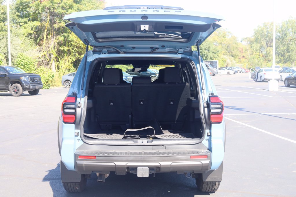 Used 2026 Toyota 4Runner SR5 AWD/4WD image 25