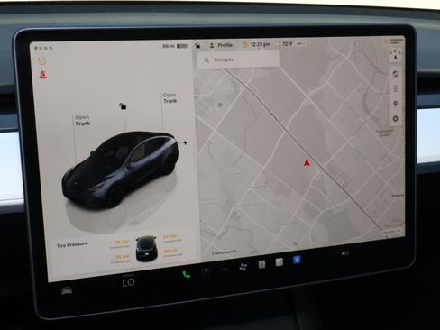 Used 2025 Tesla Model Y Performance image 24