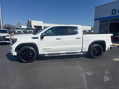 Used 2023 GMC Sierra 1500 Denali image 12