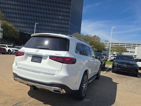 New 2026 Mercedes-Benz GLS 580 GLS 580 image 2