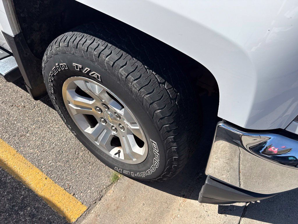 Used 2016 Chevrolet Silverado 1500 LT w/ All Star Edition AWD/4WD image 2