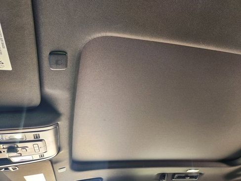 Used 2022 Chevrolet Tahoe RST w/ Luxury Package image 25