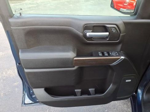 Used 2020 Chevrolet Silverado 1500 RST w/ All-Star Edition image 28