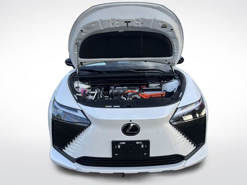 Used 2024 Lexus RZ 300e Premium w/ Accessory Package (2T) FWD image 16