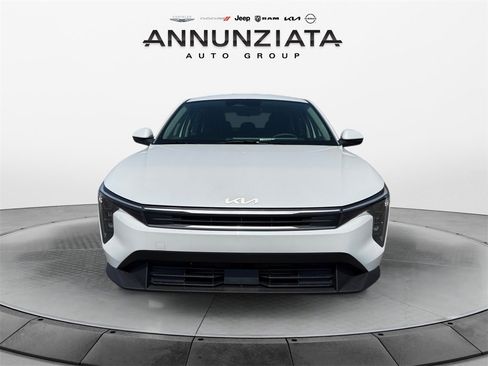 New 2025 Kia K4 LXS image 8