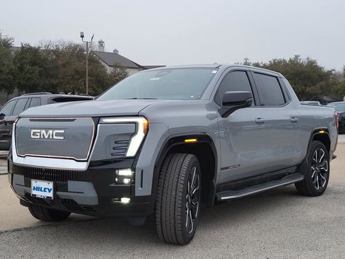 New 2024 GMC Sierra EV Denali image 2