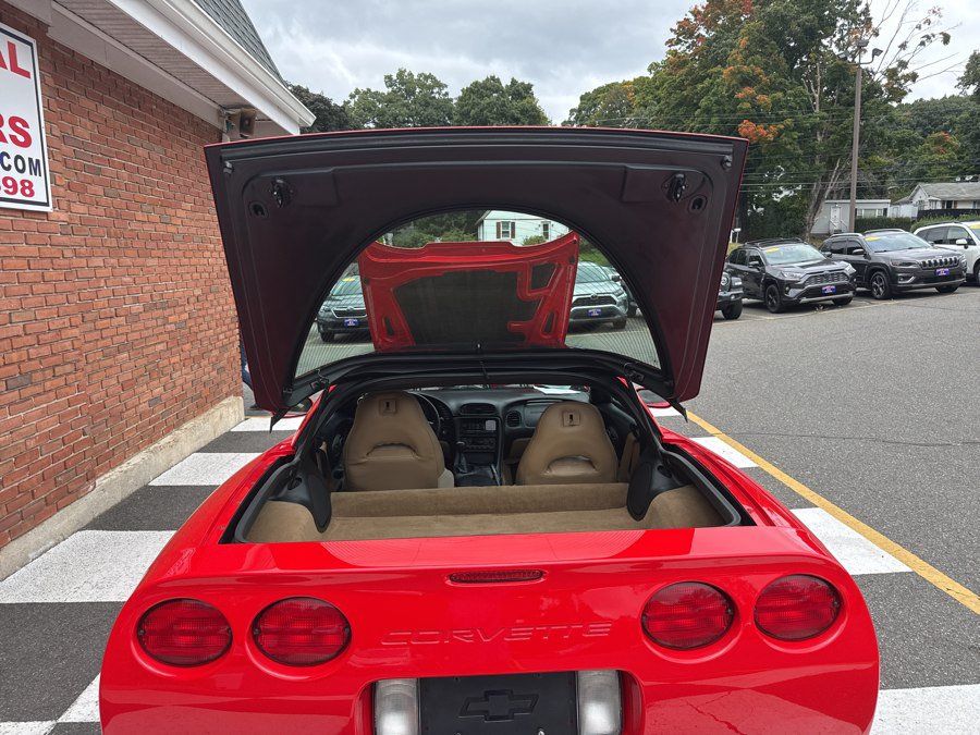Used 2000 Chevrolet Corvette Coupe w/ Performance Handling Pkg RWD image 28