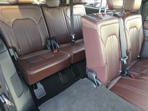 Used 2024 Ford Expedition Max Limited image 24