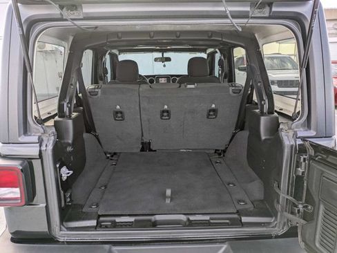 Used 2021 Jeep Wrangler Unlimited Sport AWD/4WD image 12
