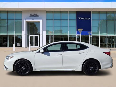 Used 2018 Acura TLX V6 SH-AWD w/ Advance Package image 3