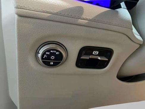 Used 2024 Mercedes-Benz EQS 450+ SUV w/ Exclusive Trim Package image 32